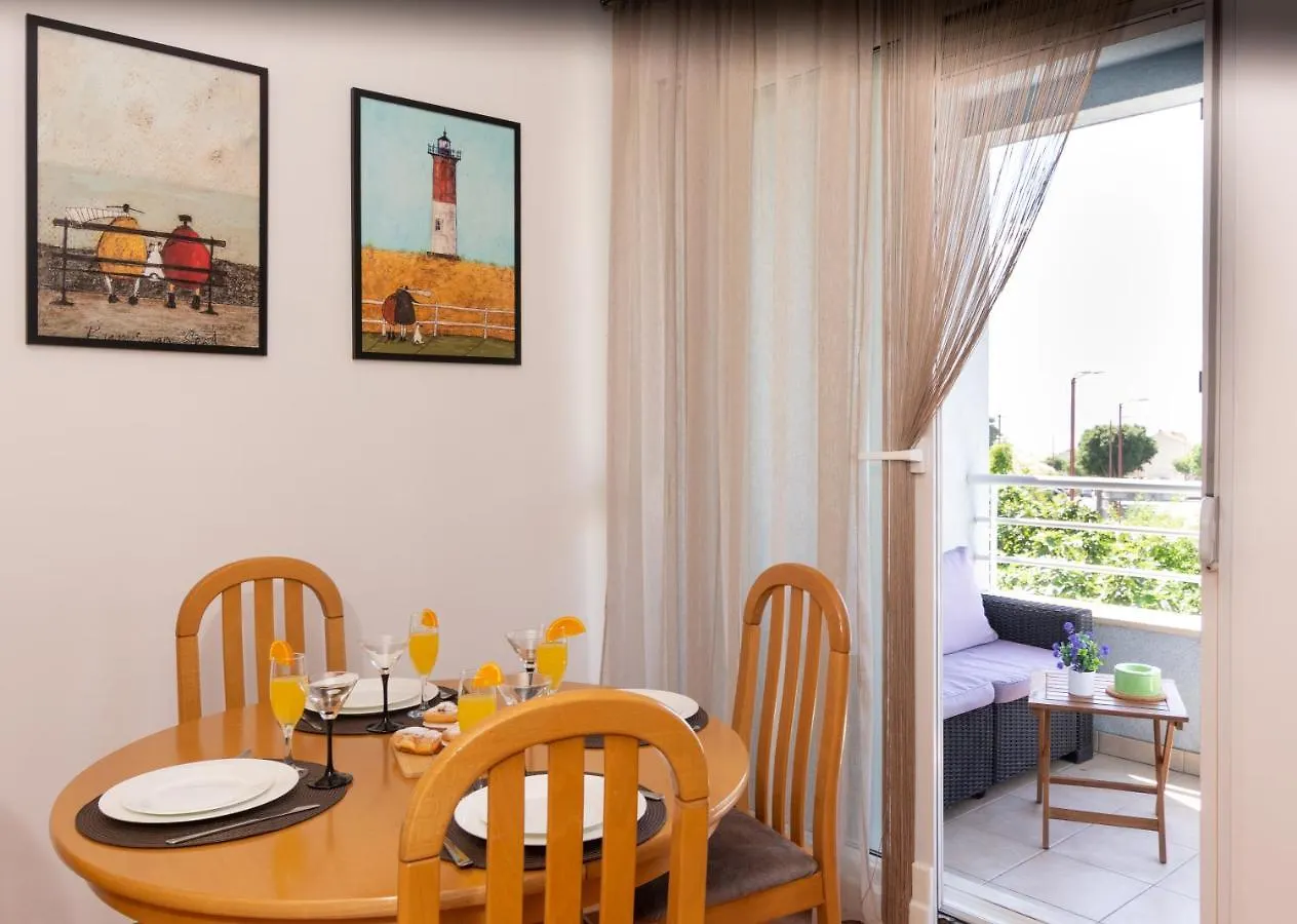Dare Apartment Split